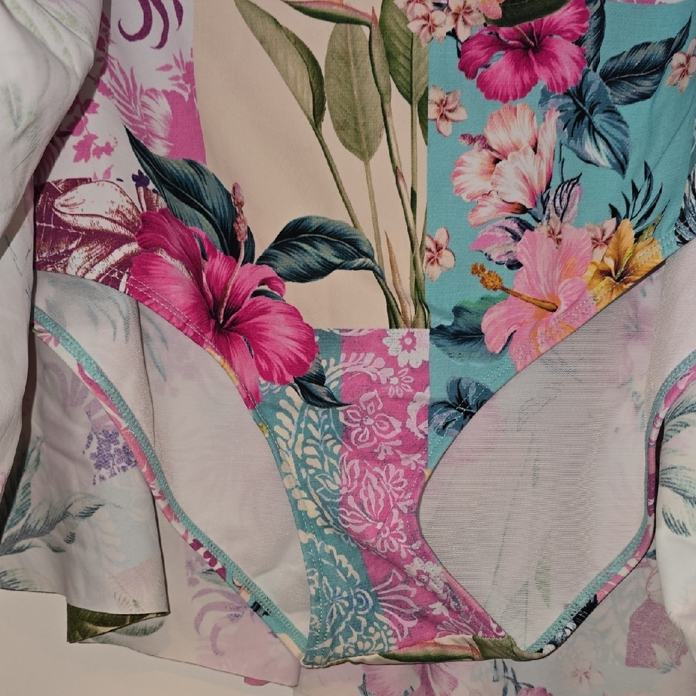 Torrid Floral V-Neck Bikini Set - Picture 9 of 12